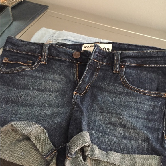 2 pairs of jean shorts - Picture 2 of 4